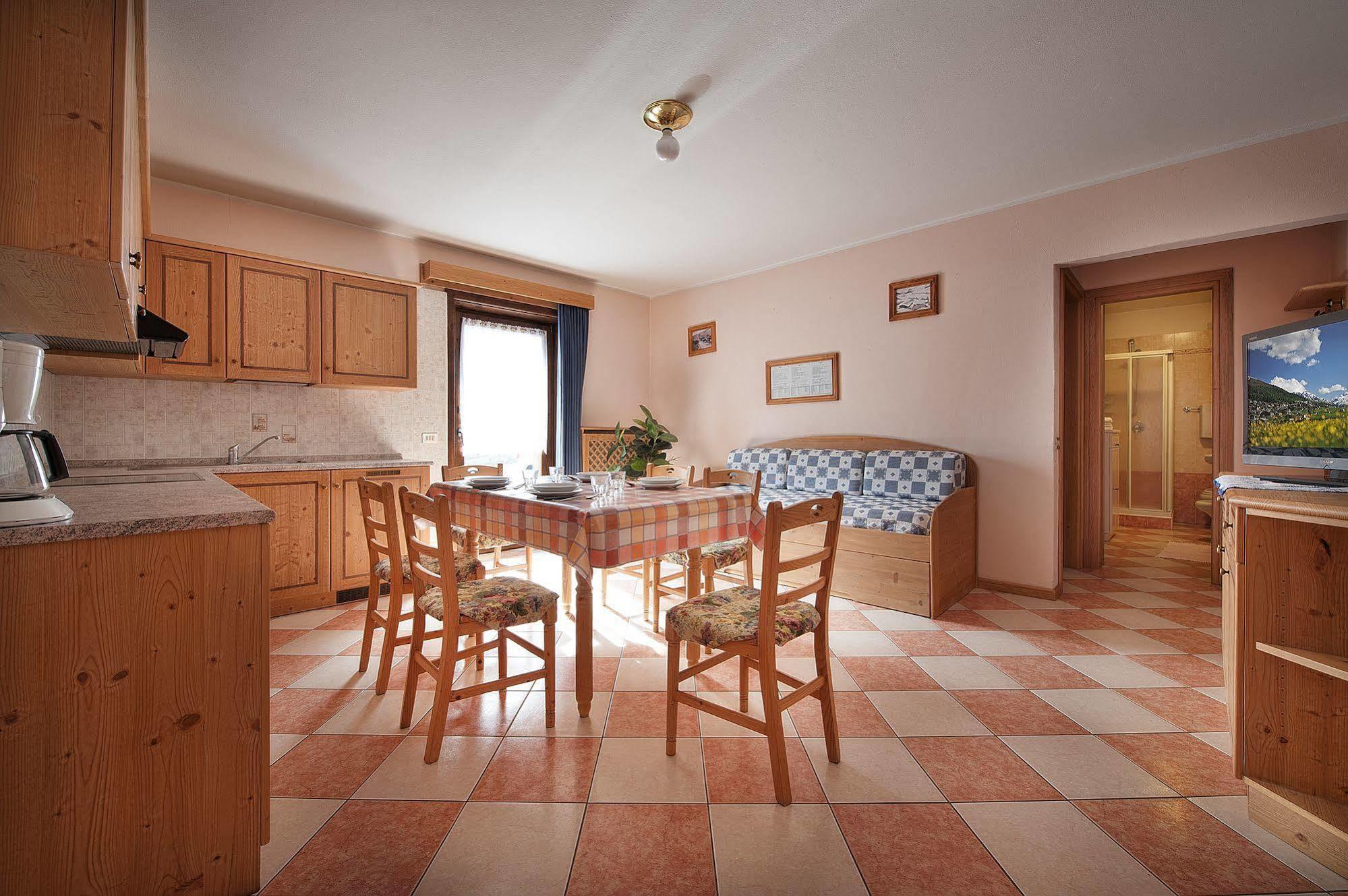 Baita Carosello Apt 4 By Livigno Accomodation Dış mekan fotoğraf